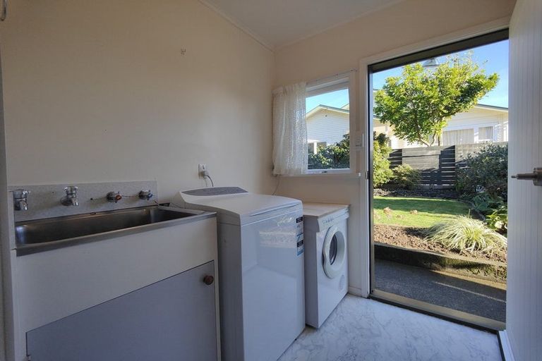 Photo of property in 20 Lochiel Road, Khandallah, Wellington, 6035