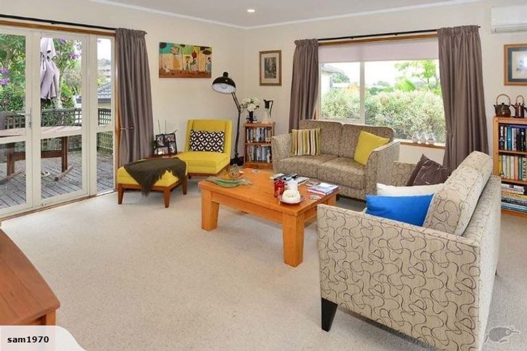Photo of property in 9 Pelican Lane, Unsworth Heights, Auckland, 0632