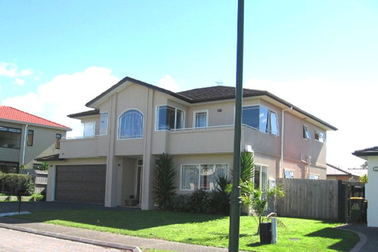 Photo of property in 31 Riverstone Road, Te Atatu Peninsula, Auckland, 0610