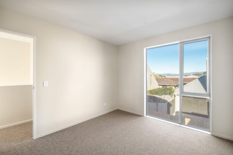 Photo of property in 2/50 Marine Parade, North New Brighton, Christchurch, 8083