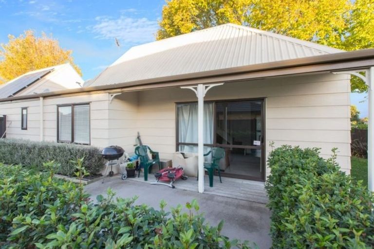 Photo of property in 9/58 Manuroa Road, Takanini, 2112