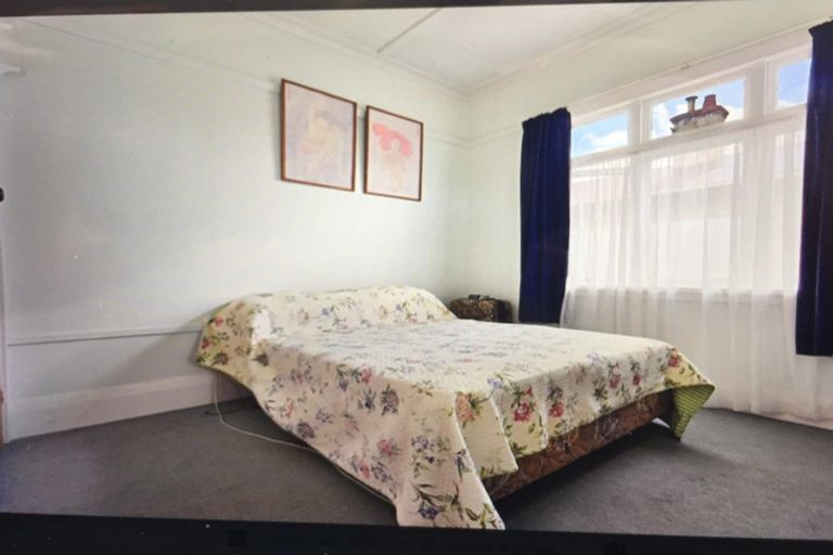 Photo of property in 17a Princes Street, Hawera, 4610