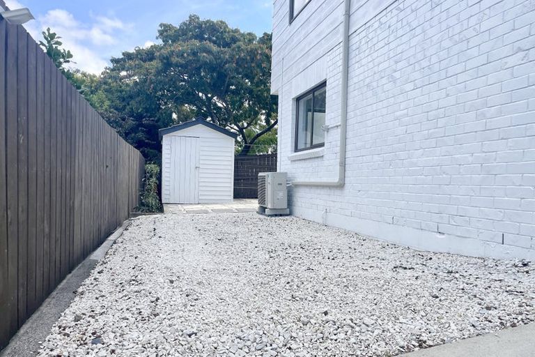 Photo of property in 2/28 Summit Drive, Torbay, Auckland, 0630