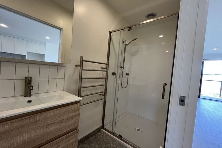 Photo of property in 4/23 Makomako Drive, Orewa, 0931
