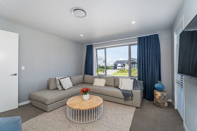 Photo of property in 7 Awatea Drive, Whitianga, 3510