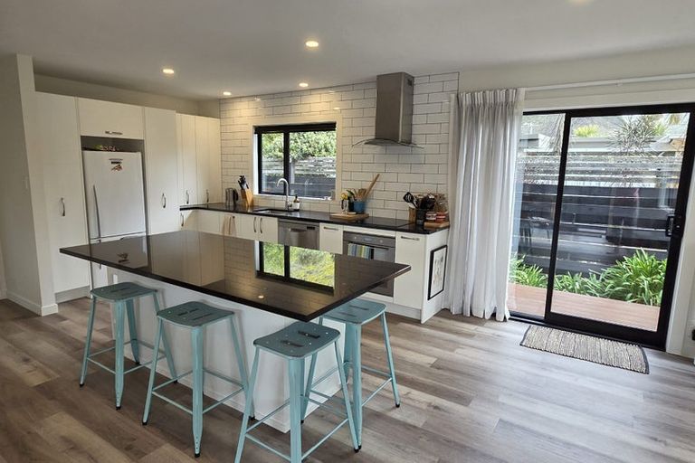 Photo of property in 36 Heberden Avenue, Sumner, Christchurch, 8081