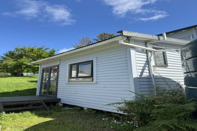 Photo of property in 47 The Pines Road, Paparoa, 0571