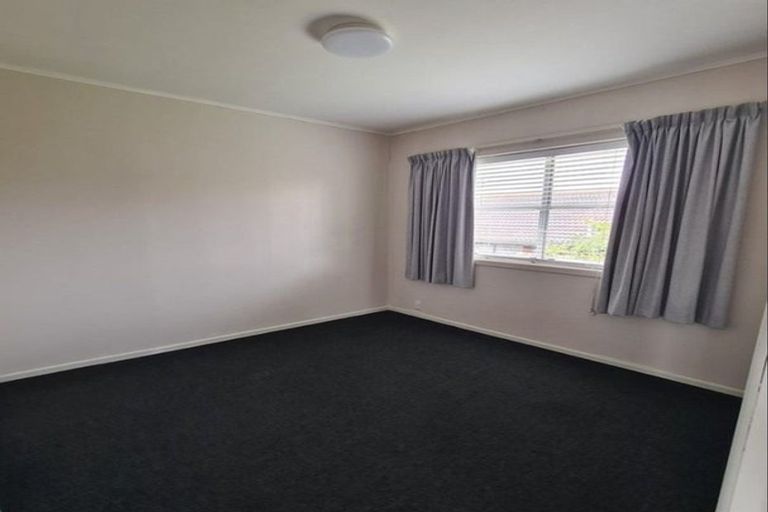 Photo of property in 2/7 Chapel Street, Papakura, 2110