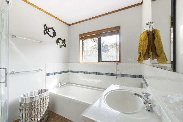 Photo of property in 203 Taylor Avenue, Te Awamutu, 3800