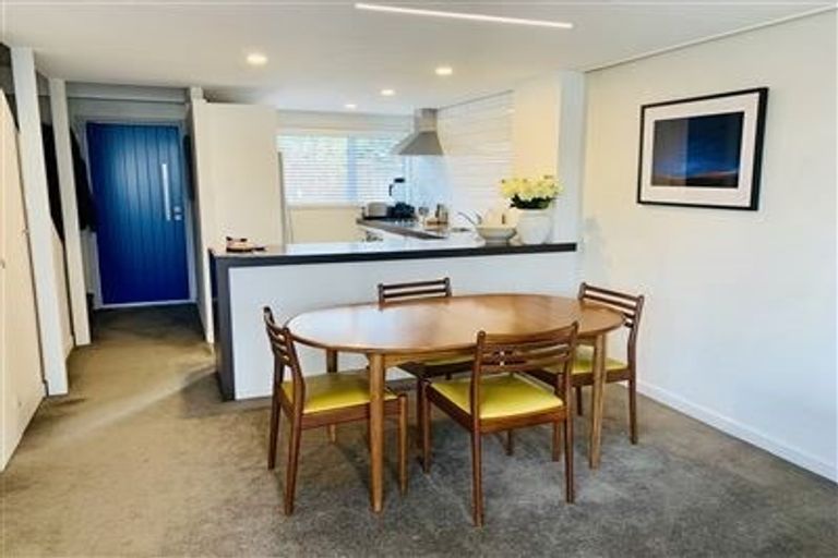 Photo of property in 102 Winchester Street, Merivale, Christchurch, 8014
