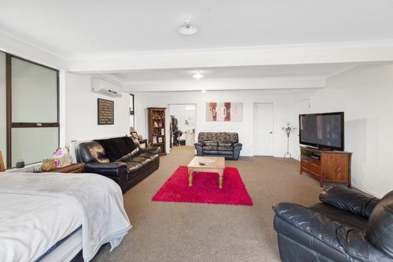 Photo of property in 37 Tireti Road, Titahi Bay, Porirua, 5022