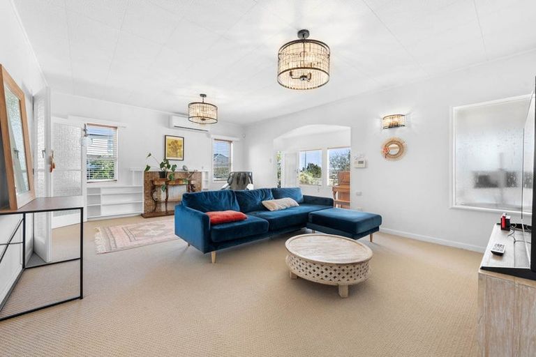 Photo of property in 2/184 Bucklands Beach Road, Bucklands Beach, Auckland, 2012