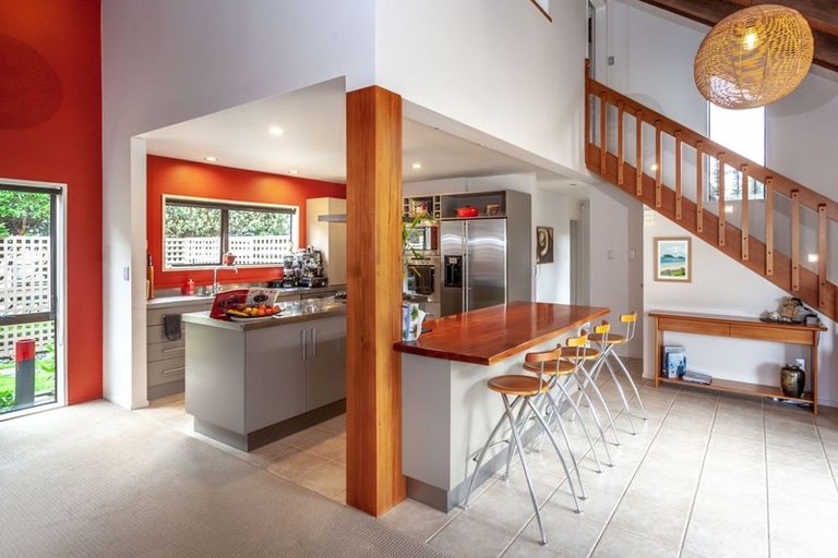 Photo of property in 104 Moore Place, Whangamata, 3620