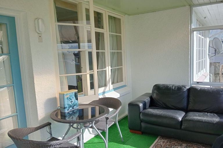 Photo of property in 9 Birch Street, Tuatapere, 9620