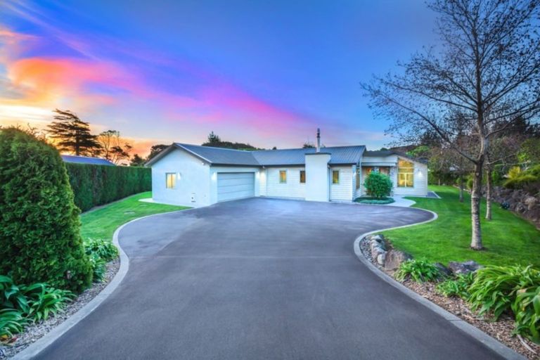 Photo of property in 4 Lamont Place, Waikanae, 5036
