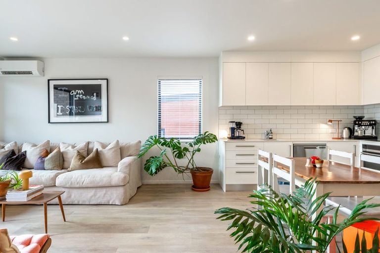 Photo of property in 201/2b Matatiki Street, Northcote, Auckland, 0627