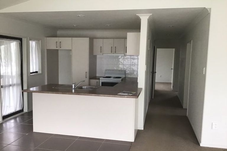 Photo of property in 114 Porchester Road, Papakura, 2110