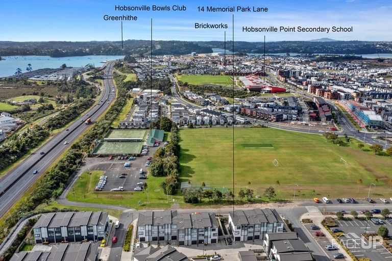 Photo of property in 14 Memorial Park Lane, Hobsonville, Auckland, 0618