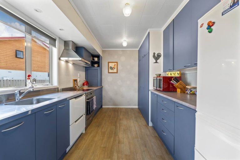 Photo of property in 9 Matipo Place, Tokoroa, 3420