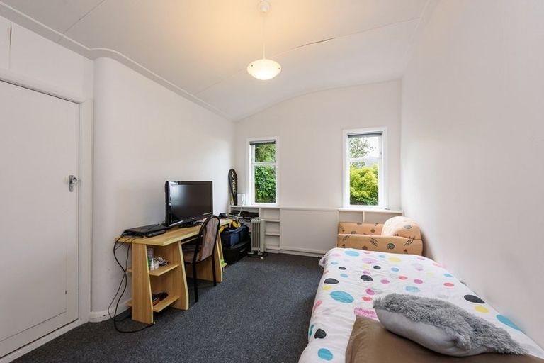 Photo of property in 6 Epsom Way, Karori, Wellington, 6012