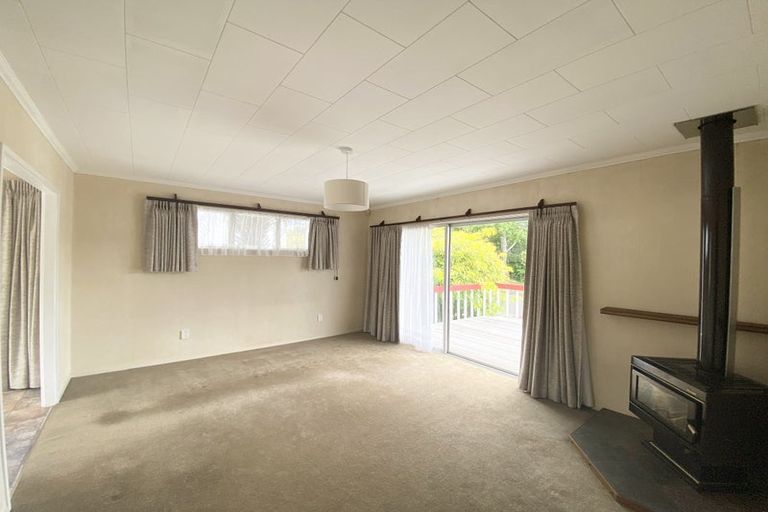Photo of property in 15 Longreach Drive, Sunnyvale, Auckland, 0612