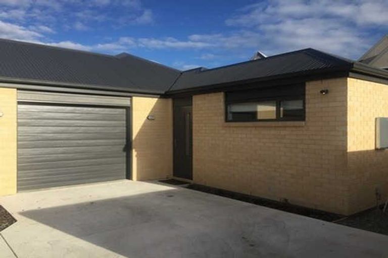 Photo of property in 2/100 King Street, Sydenham, Christchurch, 8023
