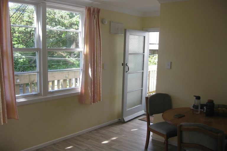 Photo of property in 196 Glenmore Street, Northland, Wellington, 6012