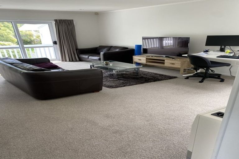 Photo of property in 116a Middleton Road, Churton Park, Wellington, 6037