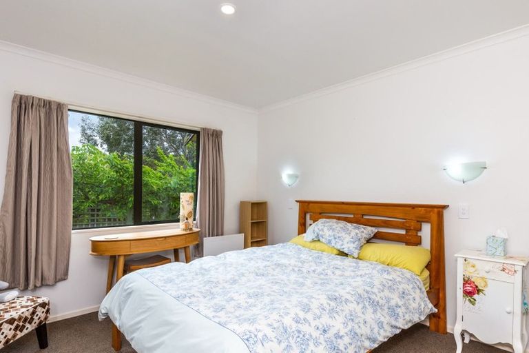 Photo of property in 17 Robinson Terrace, Rangatira Park, Taupo, 3330