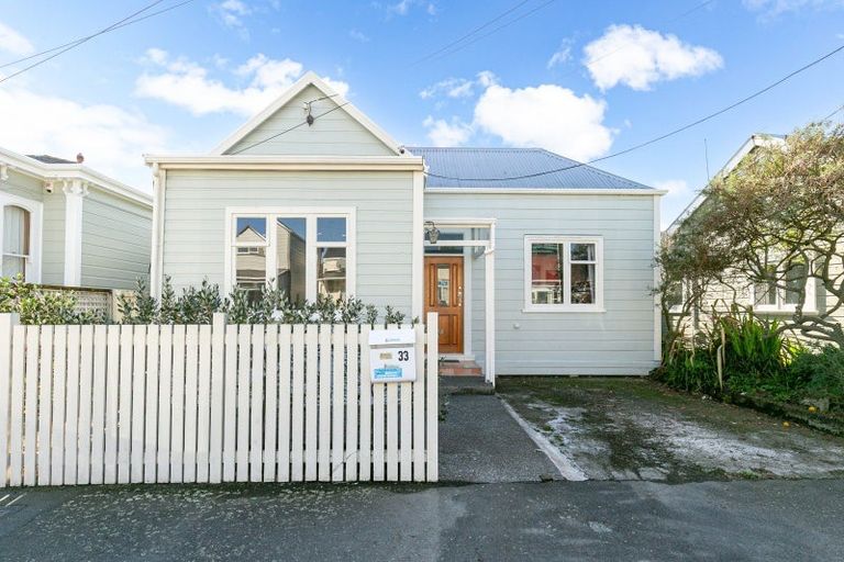 Photo of property in 33 Donald Mclean Street, Newtown, Wellington, 6021