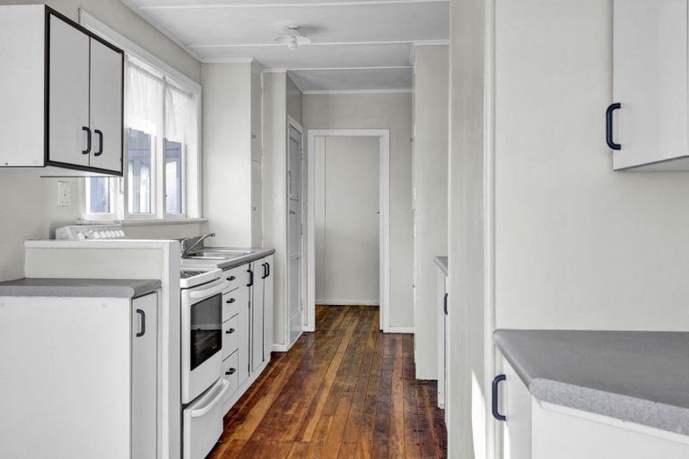 Photo of property in 156 Portia Street, Stratford, 4332