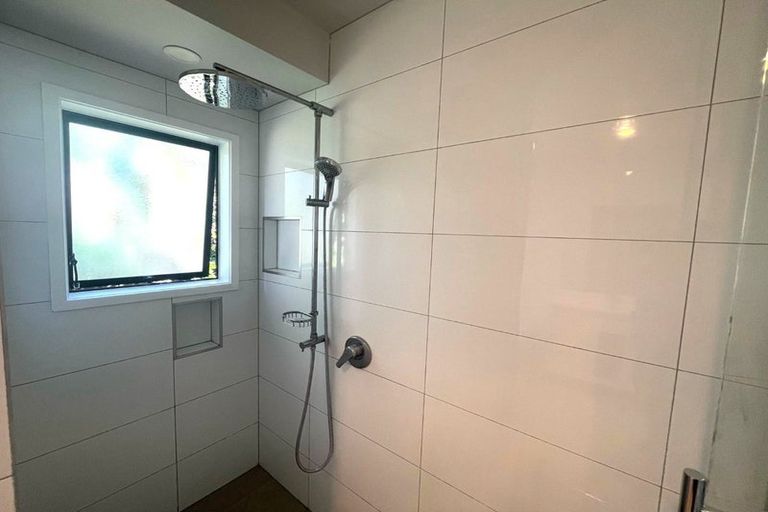 Photo of property in 11b Camden Place, Papatoetoe, Auckland, 2025