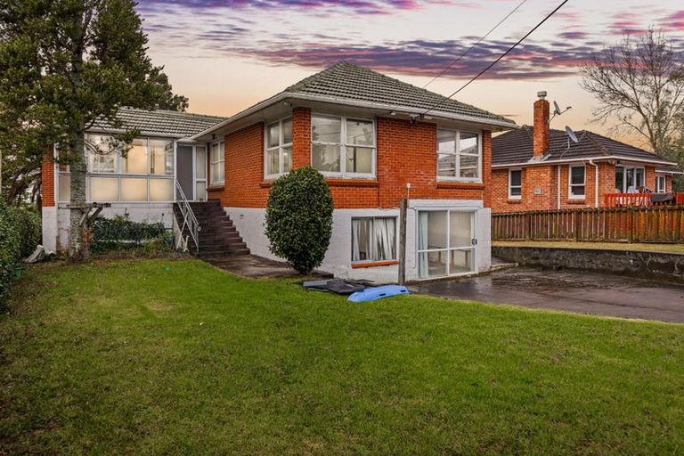 Photo of property in 41 Royal Road, Massey, Auckland, 0614