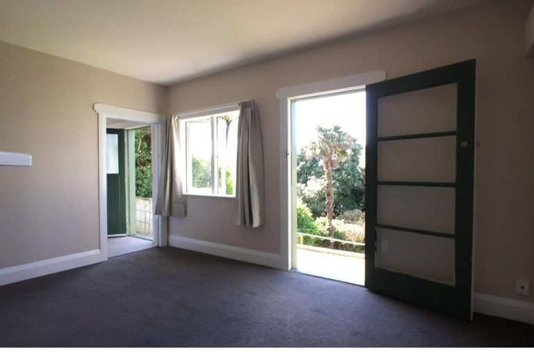 Photo of property in 141 Wallace Street, Mount Cook, Wellington, 6021