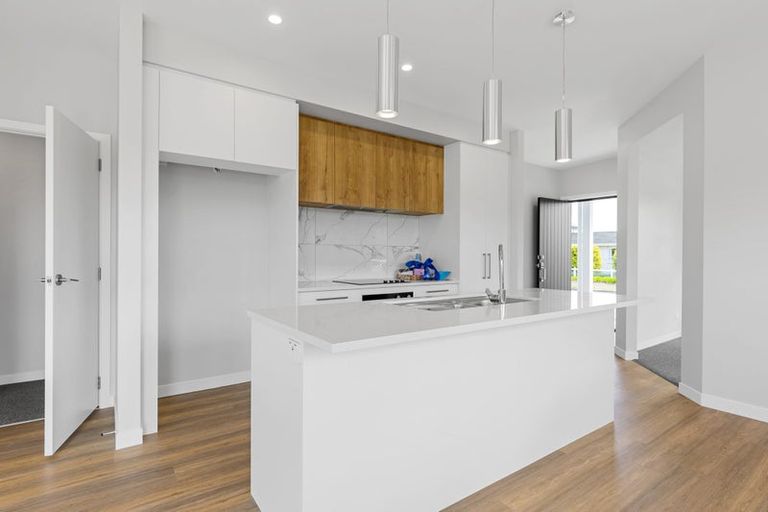 Photo of property in 20 Aubrey Crescent, Rainbow Point, Taupo, 3330