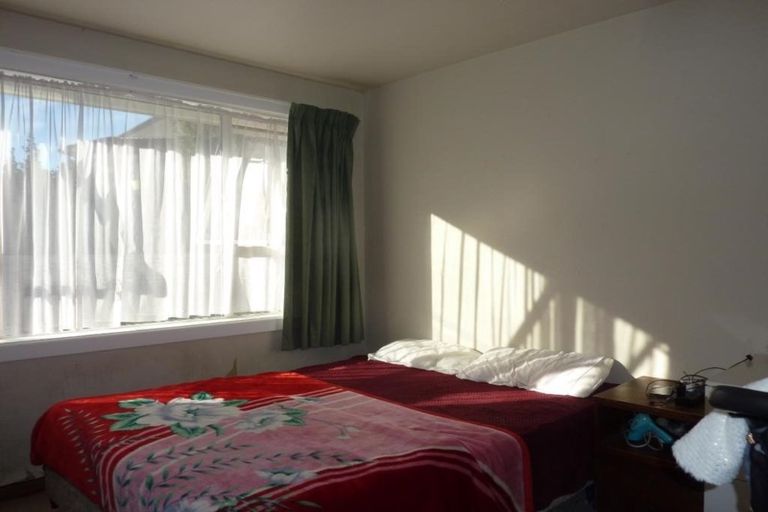 Photo of property in 2/13 Nelson Street, Riccarton, Christchurch, 8011