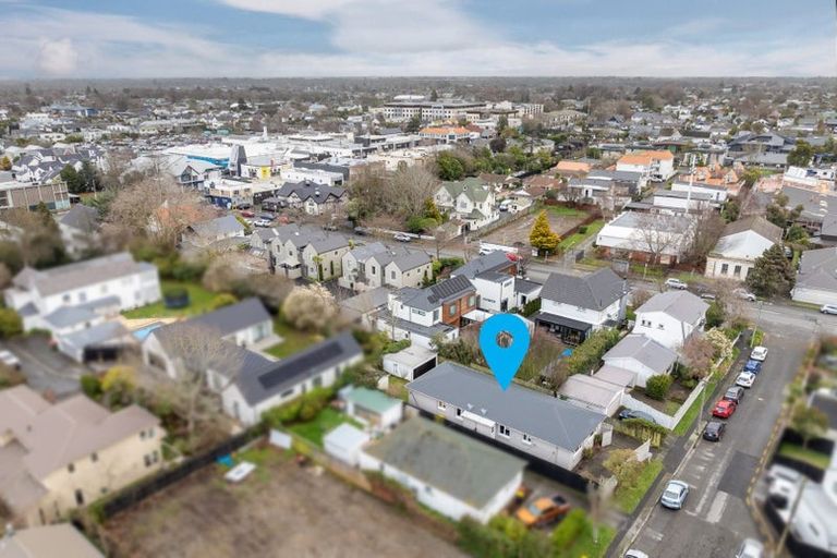 Photo of property in 1/27 Devonport Lane, St Albans, Christchurch, 8014