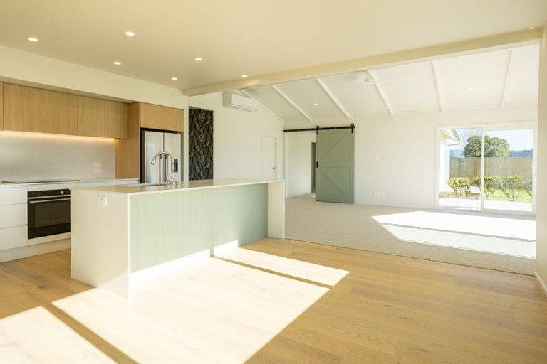 Photo of property in 181 Kupe Drive, Whitianga, 3510