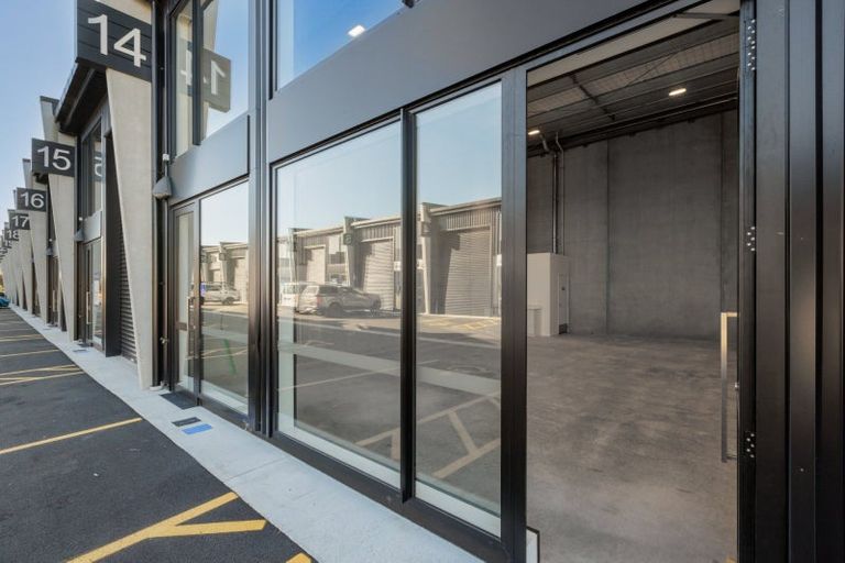 Photo of property in 55 Whati Lane, Henderson, Auckland, 0612