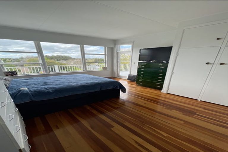 Photo of property in 5 Corbett Avenue, Hillcrest, Hamilton, 3216