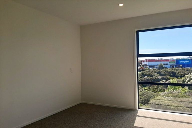Photo of property in 29/47a Huntington Drive, Huntington Park, Auckland, 2013