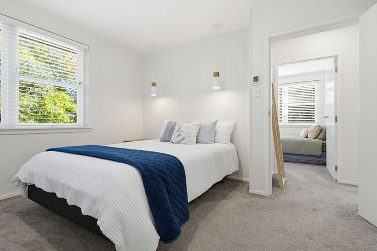 Photo of property in 46b Grand Vue Road, Kawaha Point, Rotorua, 3010
