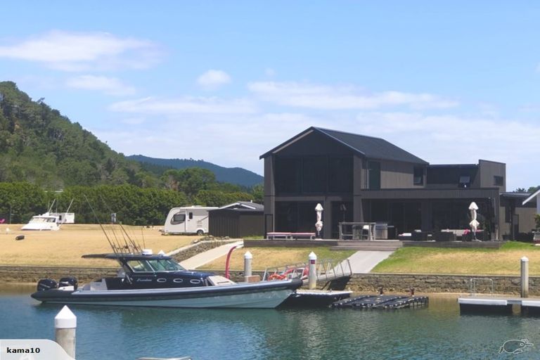 Photo of property in 588 Waterways Parade, Pauanui, Hikuai, 3579