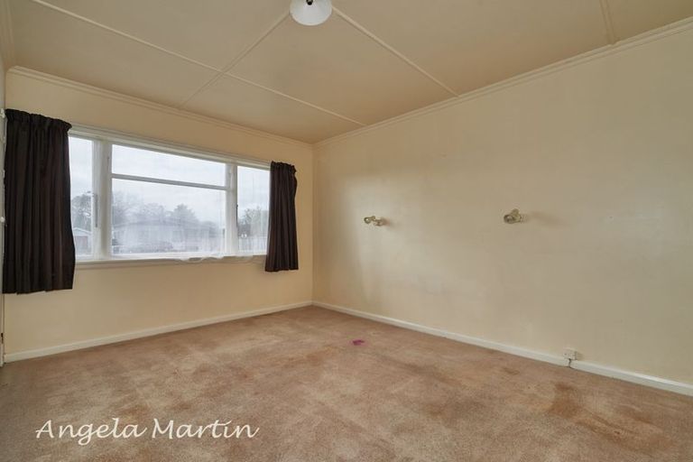 Photo of property in 34 Shamrock Street, Takaro, Palmerston North, 4412