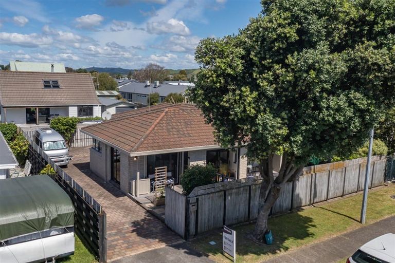 Photo of property in 10 Kaimanawa Street, Mount Maunganui, 3116