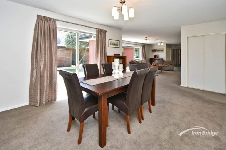 Photo of property in 40 Limes Avenue, Parklands, Christchurch, 8083