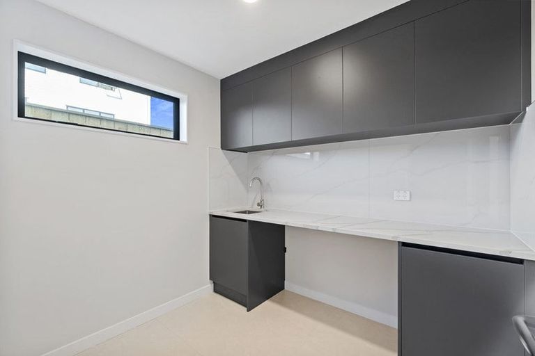 Photo of property in 14 Glann Lane, Flat Bush, 2019