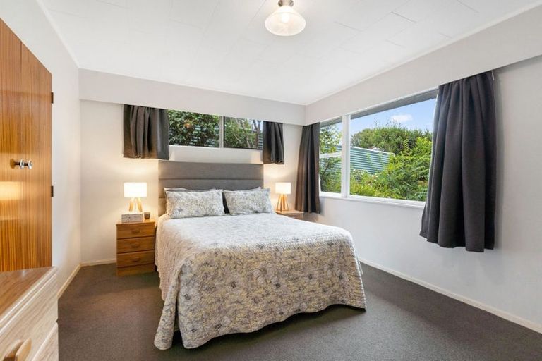 Photo of property in 13 Matenga Street, Waikanae, 5036