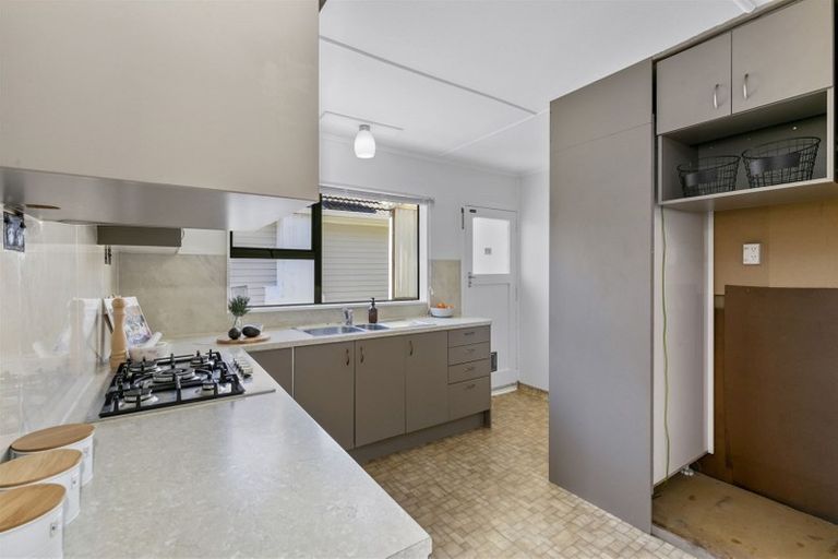 Photo of property in 23 Hinau Grove, Wainuiomata, Lower Hutt, 5014