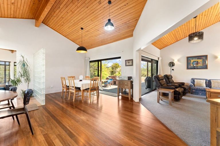 Photo of property in 98 Grange Road, Hahei, Whitianga, 3591
